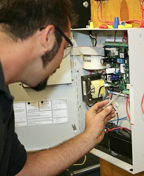 fire-alarm-maintenance-manchester Fire Alarm Maintenance Manchester